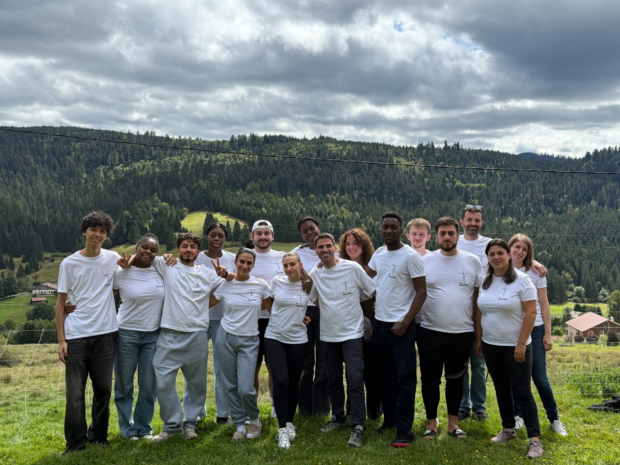 Photo de groupe du groupe de jeunes